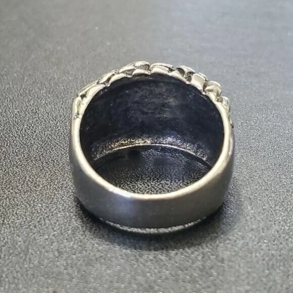 Silver tone orange dragon's eye ring size 12